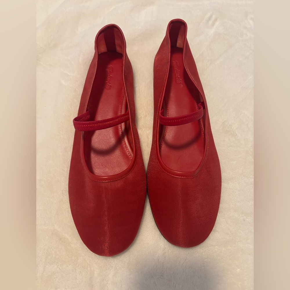 Madewell mesh flats red
Size 11 - Picture 2 of 5